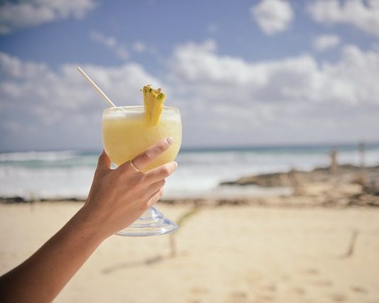 cocteles ideales para un día de playa